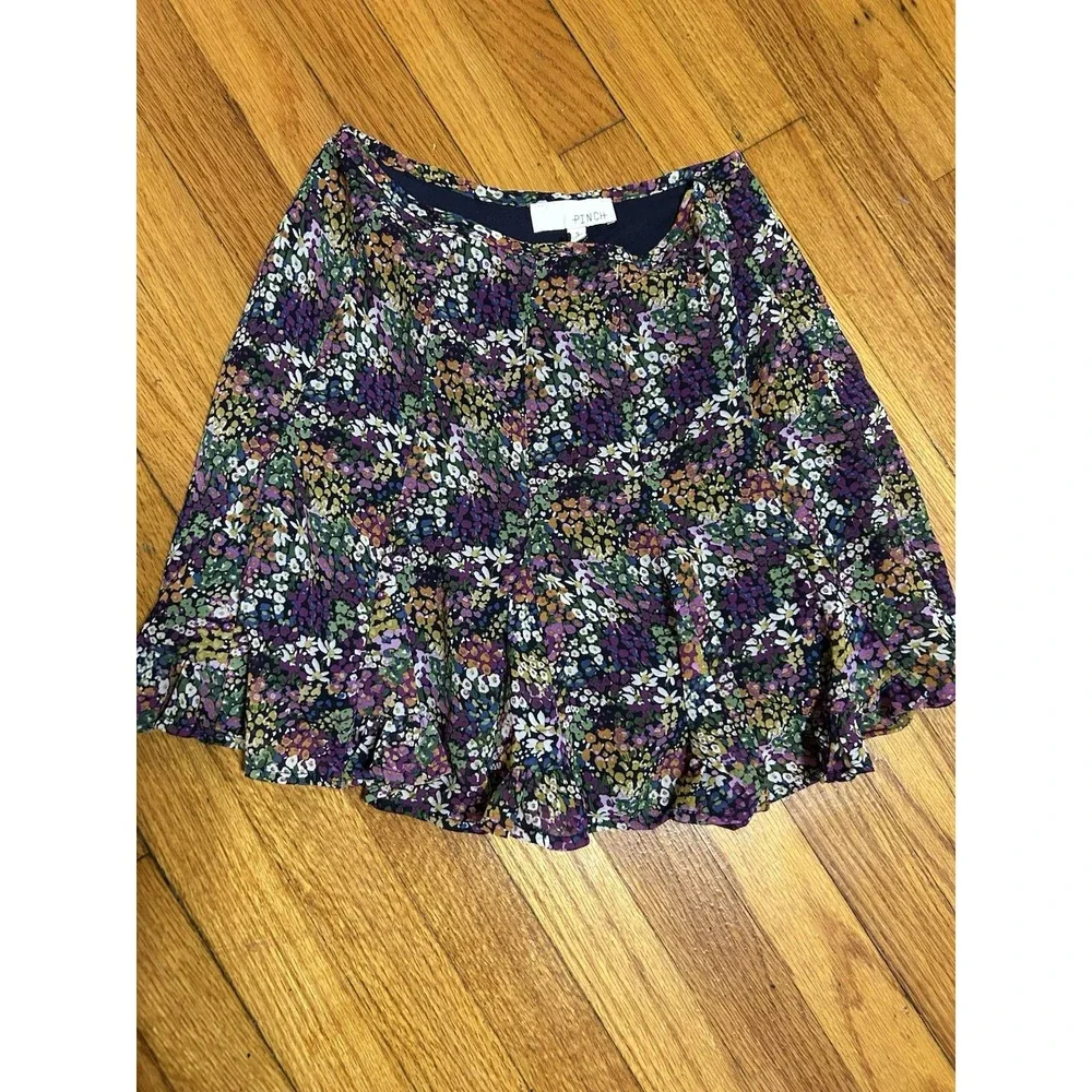 Pinch Skirt Size Small Multicolor Dainty Floral Pattern Boho Pleated Swing